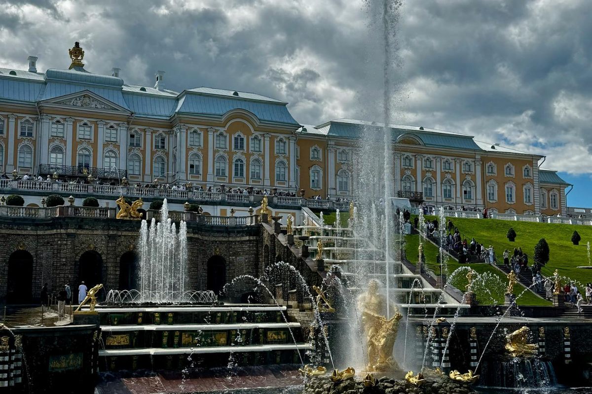 Рождественский блеск Петербурга (ж/д)