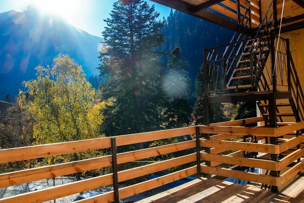 Гостевой дом Элия в п. Домбай