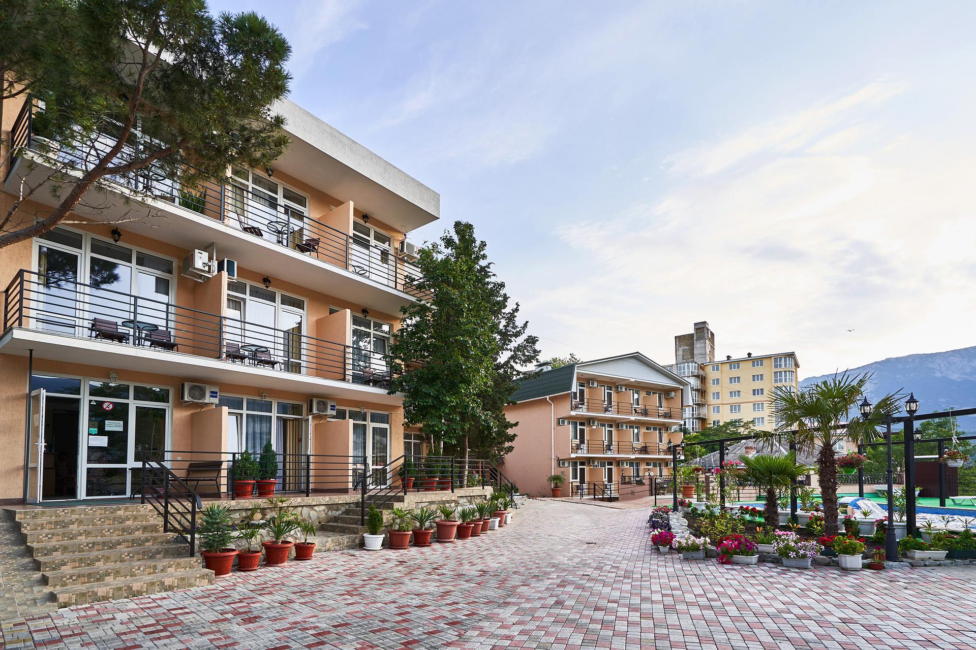 ГК "КРЫМСКАЯ НИЦЦА"