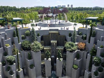 Дневной и вечерний парк Галицкого: парк Облаков, Кроличья нора, Амфитеатр Воды (новый локации)