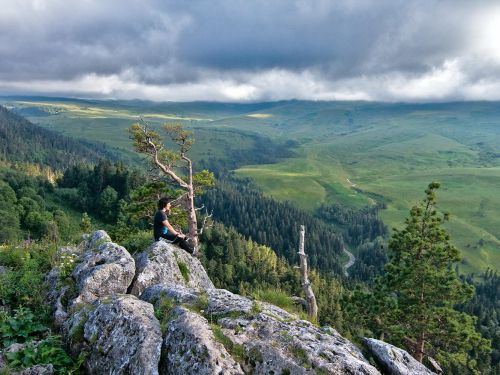 Панорамы Лаго-Наки: Хаджохская теснина и Большая Азишская пещера