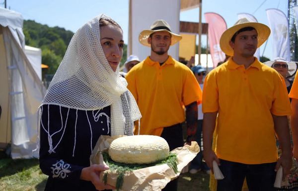 Фестиваль адыгейского сыра и отдых в термальном комплексе