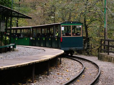 Гуамское ущелье и термальные источники