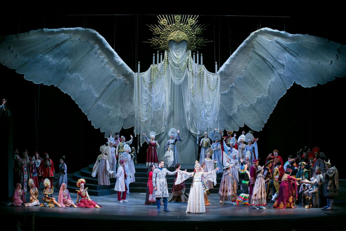 Опера Руслан и Людмила, весенний парк Галицкого (новые локации)