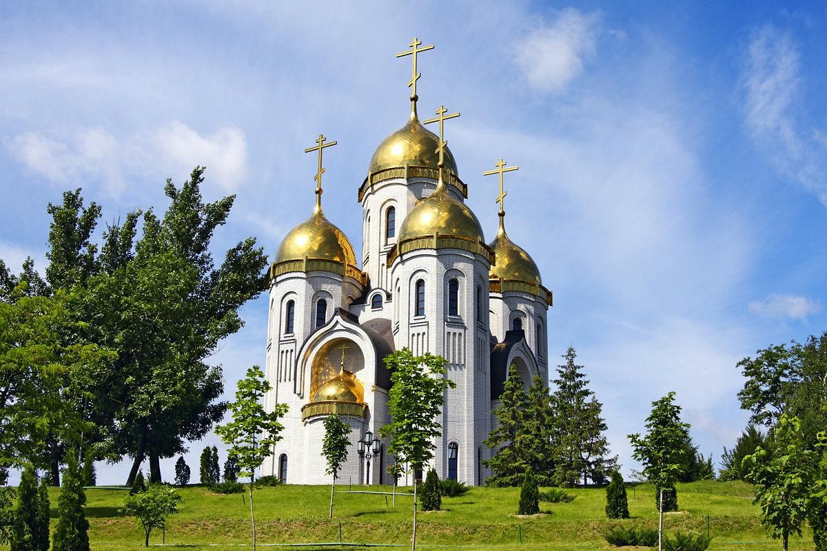 День победы в Волгограде: парад, Мамаев курган, Планетарий, прогулка по Волге, Старая Сарепта