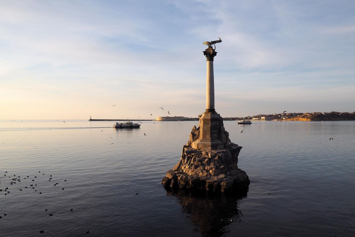 Парад тюльпанов в Крыму: Ялта, Новый Херсонес, Севастополь