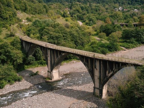 Затерянная Абхазия: города-призраки, водопад Великан, Новый Афон, Гагра, о. Рица