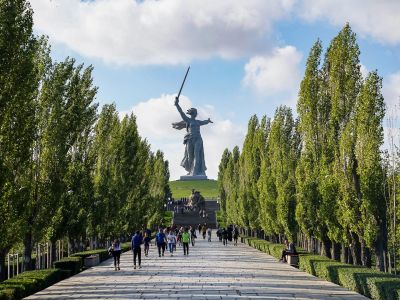Волгоград: Перезагрузка. Три эпохи, черная икра и свидание со звездами (новинка)