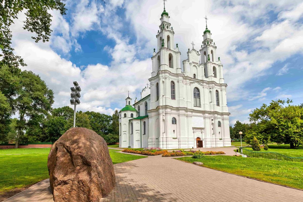 Города, дворцы и усадьбы Беларуси