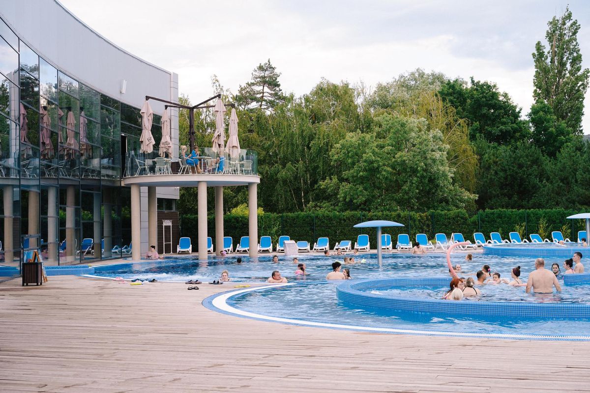 Погружение в горную Адыгею: Даховская панорама, Парящая беседка, Крепости Меот, спа-комплекс «Благодать»
