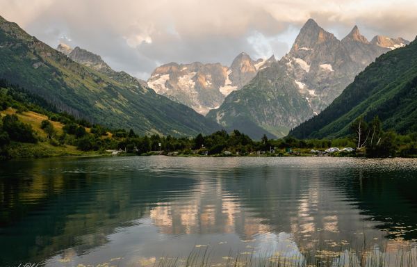Первомай в Домбае: величие гор