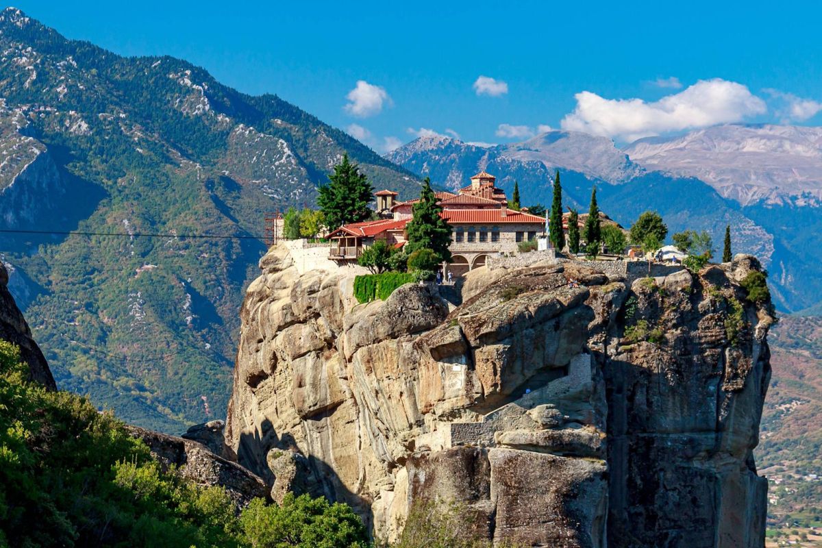 «Греция на берегу мечты: отдых, который запомнится» (авиа + ж/д тур)