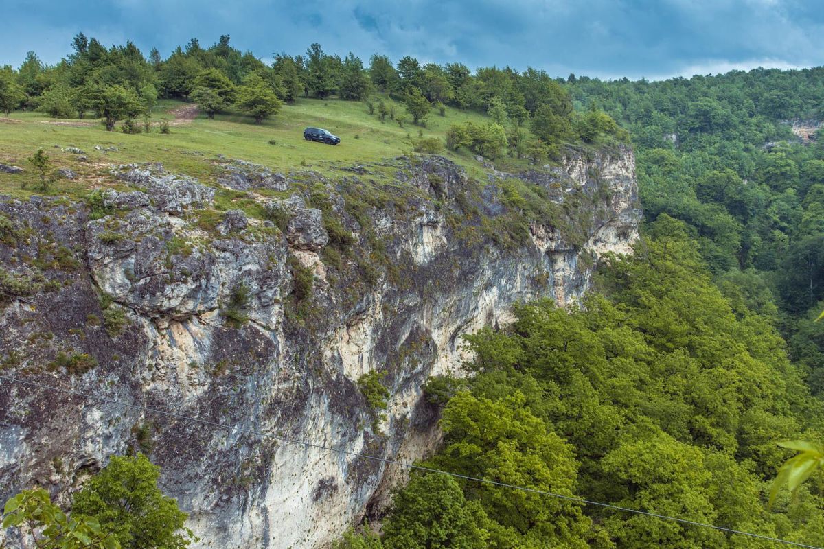 Свято-Михайловский Монастырь, гора Физиабго и ущелье Мишоко