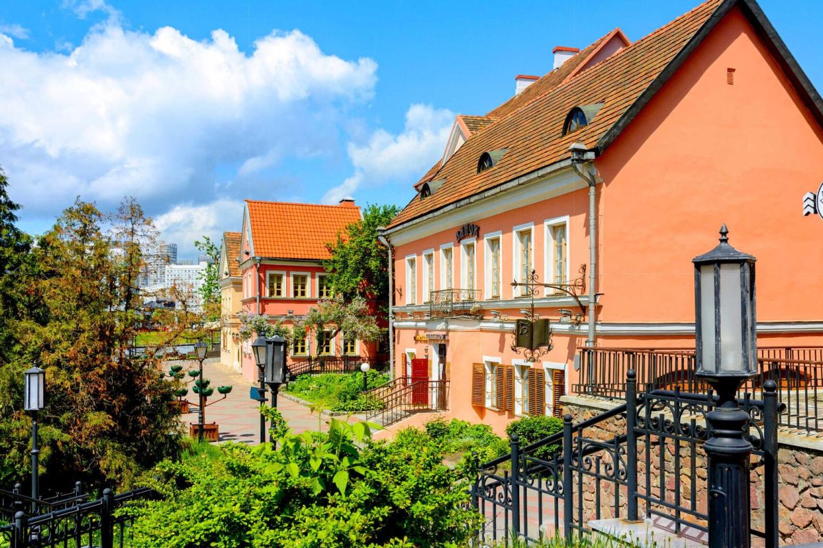 Города, дворцы и усадьбы Беларуси