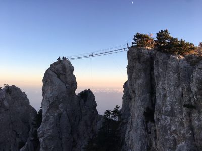 Великолепный Крым: Ай-Петри, Массандровский дворец, Ялта
