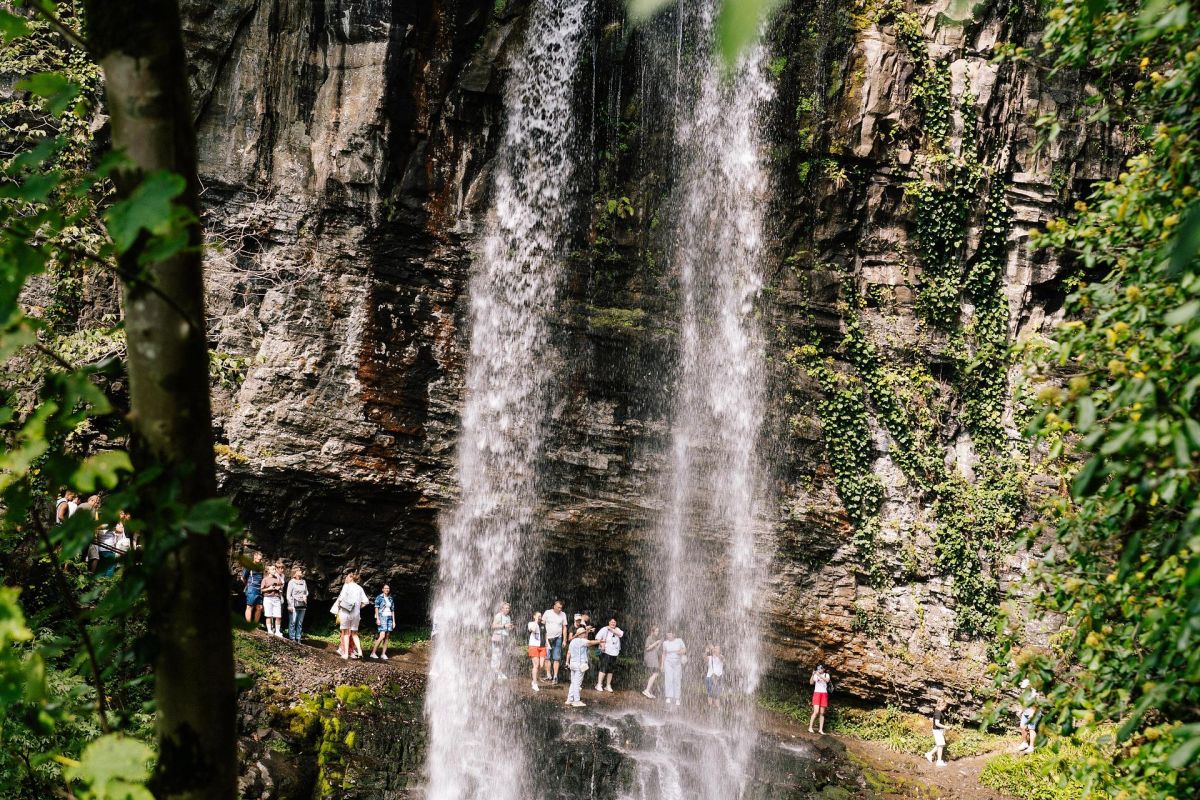 Затерянная Абхазия: города-призраки, водопад Великан, Новый Афон, Гагра, о. Рица