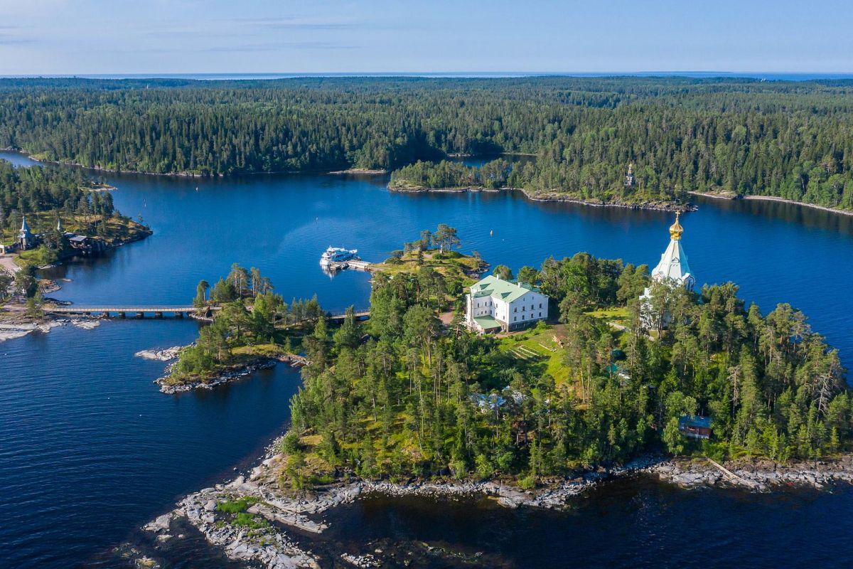 Знакомство с Карелией