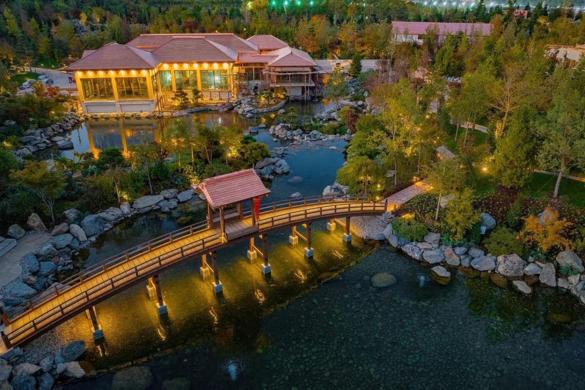 Цветущий Краснодар: парк Галицкого с гарантированным посещением Японского сада