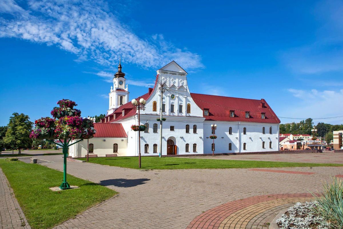 Города, дворцы и усадьбы Беларуси