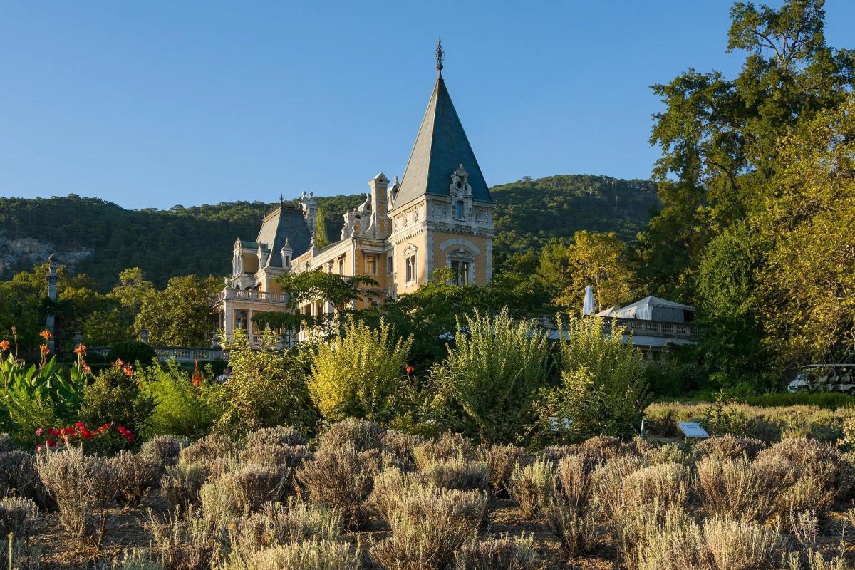 Парад тюльпанов в Ялте (3 дня)