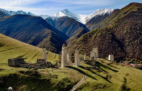 3 республики Кавказа:  Северная Осетия, Ингушетия и Чечня