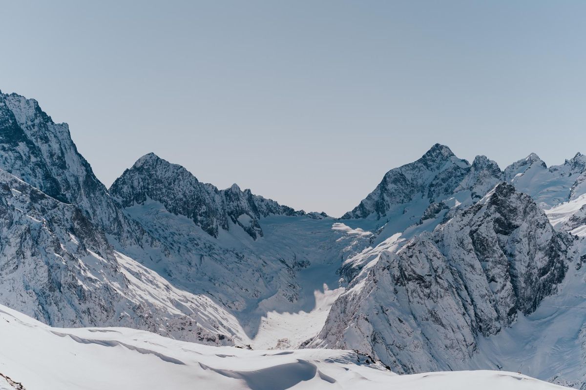 По склонам снежного Архыза