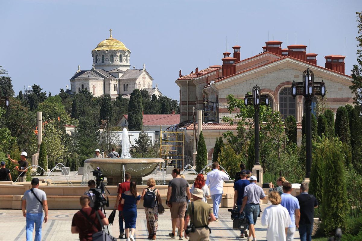 Парад тюльпанов в Крыму (3 дня)