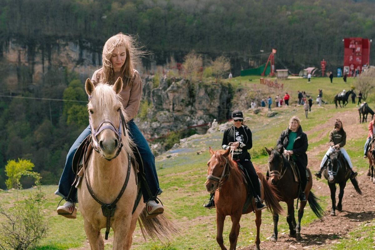 Улетный тур в Адыгею: рафтинг по реке Белой, конные прогулки, воздушные шары