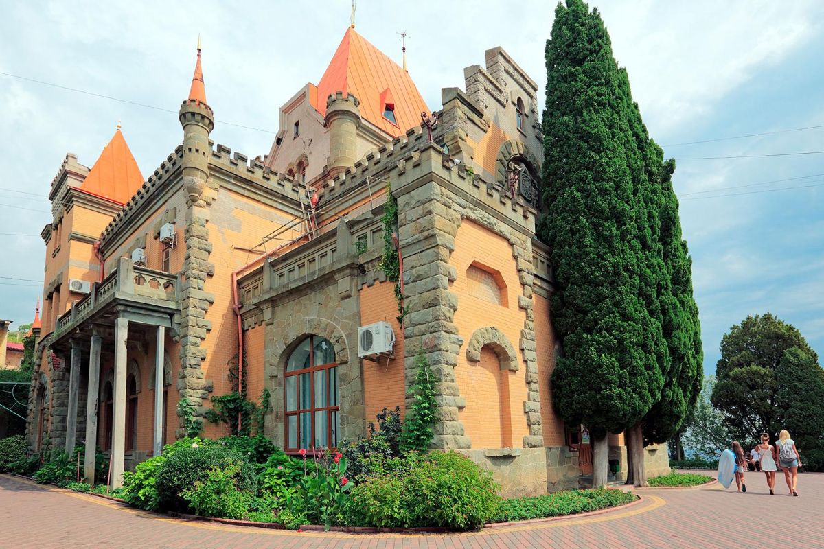 Встреча весны в Крыму: Утёс, Партенит, Массандра, Ялта, Оползневое, Форос, Севастополь, Херсонес