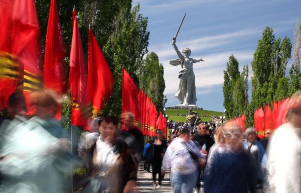 Салют Победы в Волгограде (Ж/Д тур из Краснодара)