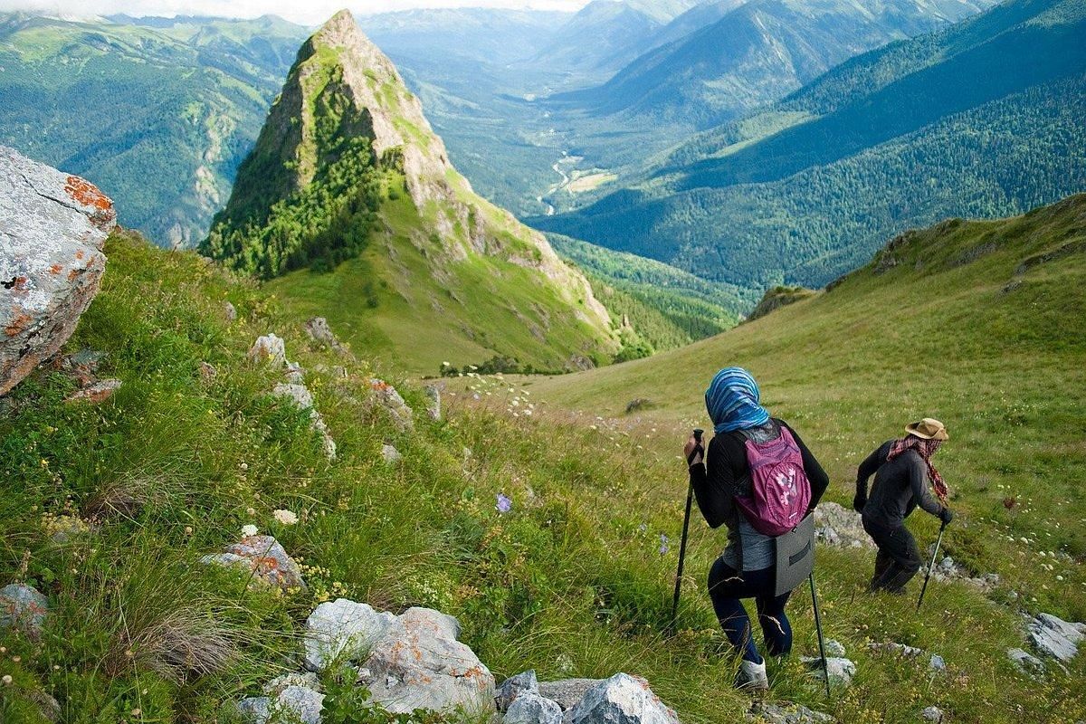 Пик Закан (актив-тур)