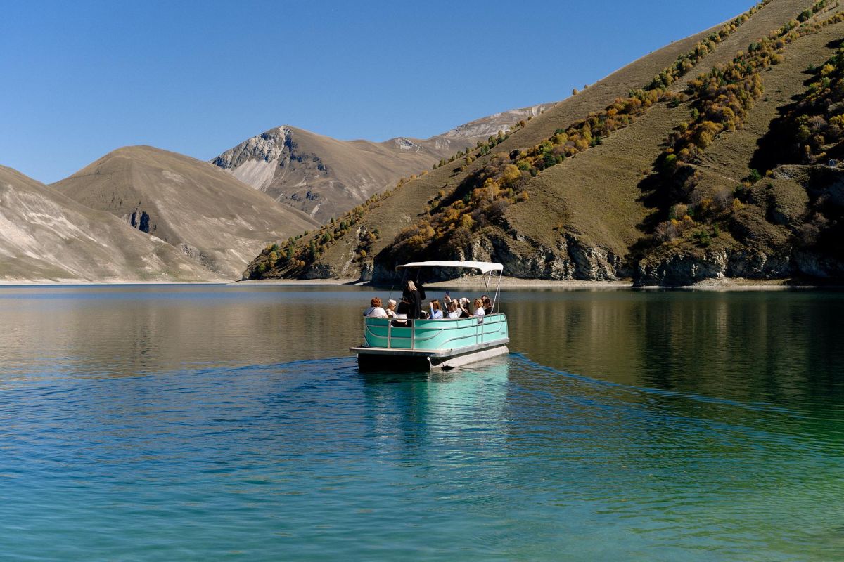 Путешествие в Чечню: сердце Грозного, высокогорное озеро Казеной-Ам