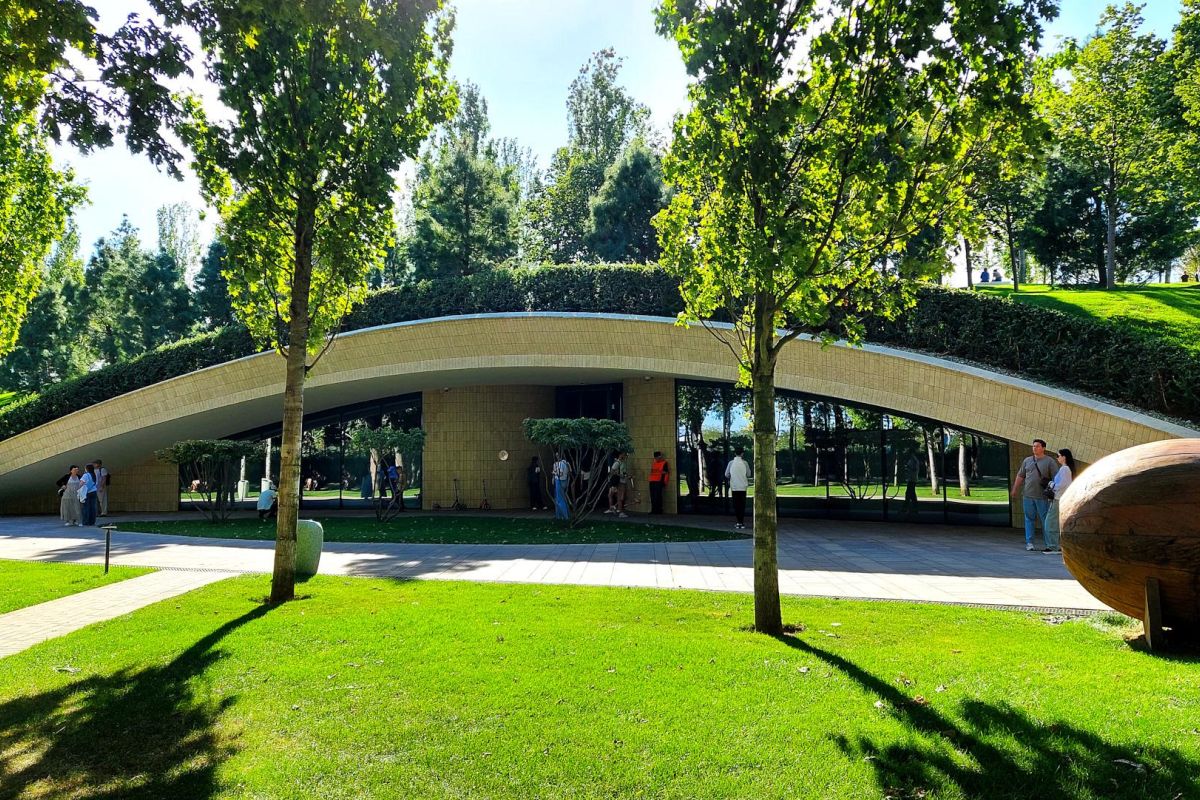 Опера Руслан и Людмила, весенний парк Галицкого (новые локации)