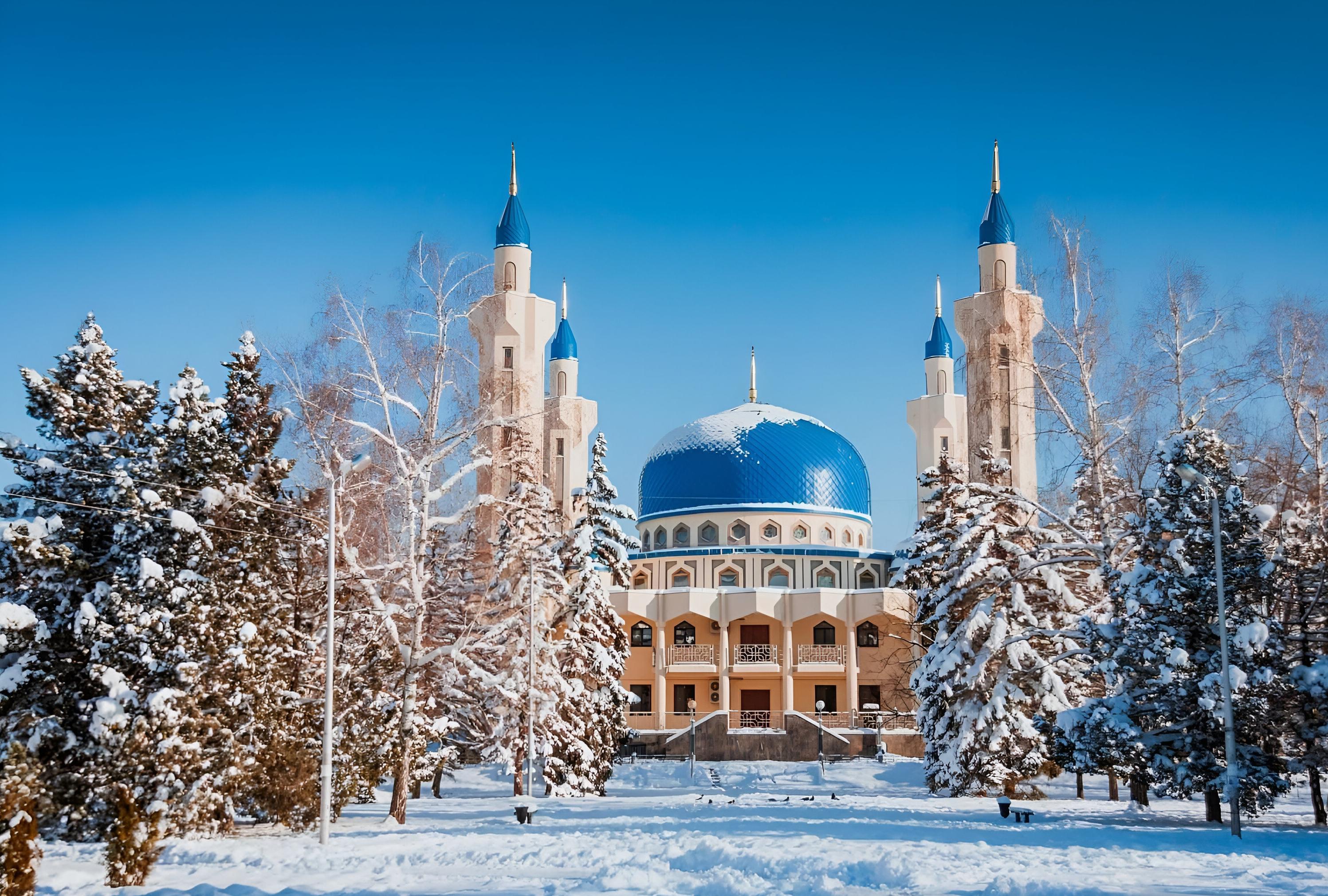 Сердце Адыгеи: г. Майкоп и «Питейный дом» (завод крепких напитков с дегустацией)
