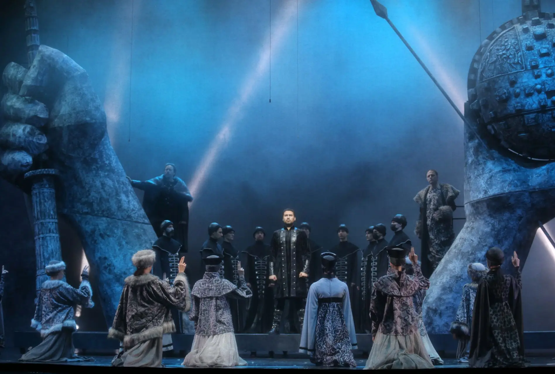 Опера Модеста Мусоргского «Борис Годунов» + парк Галицкого в Краснодаре (новые локации)